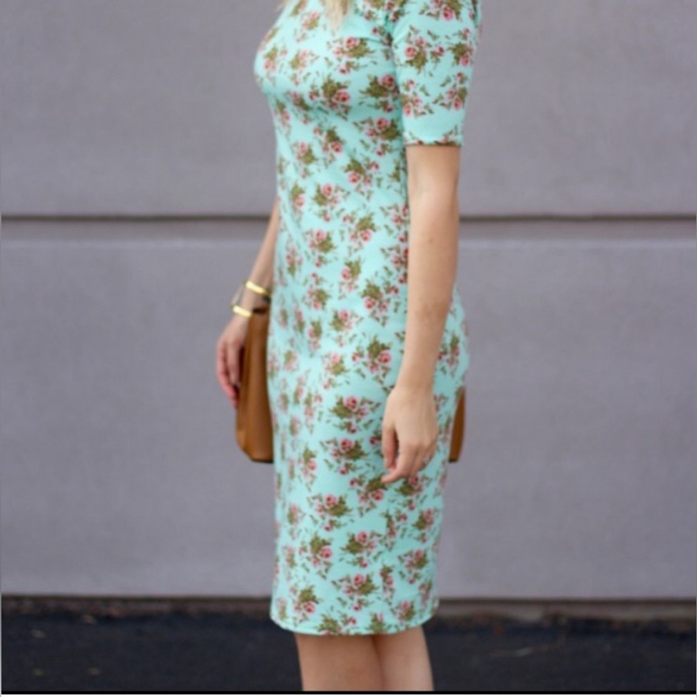 Lularoe Unicorn floral on mint green xs - Picture 3 of 7